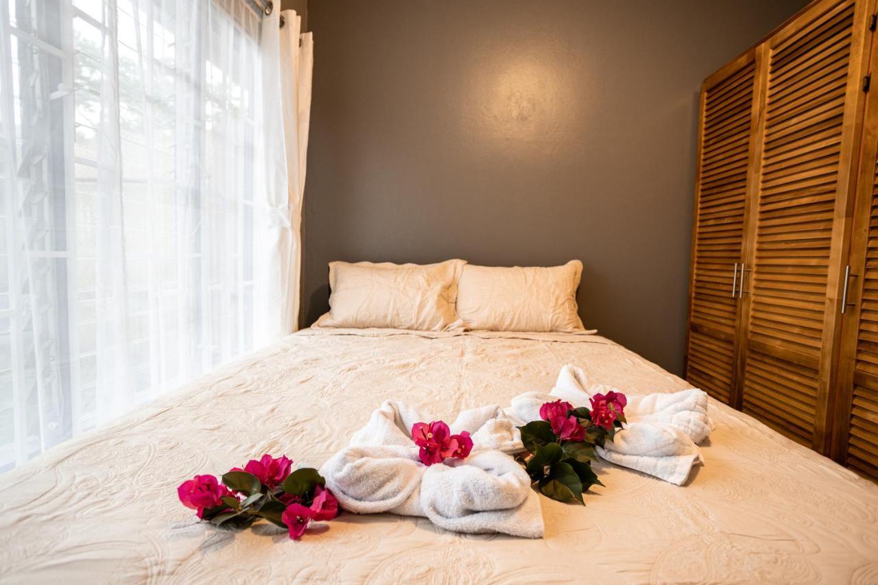 Casa Luz Hotel San Isidro De El General ภายนอก รูปภาพ