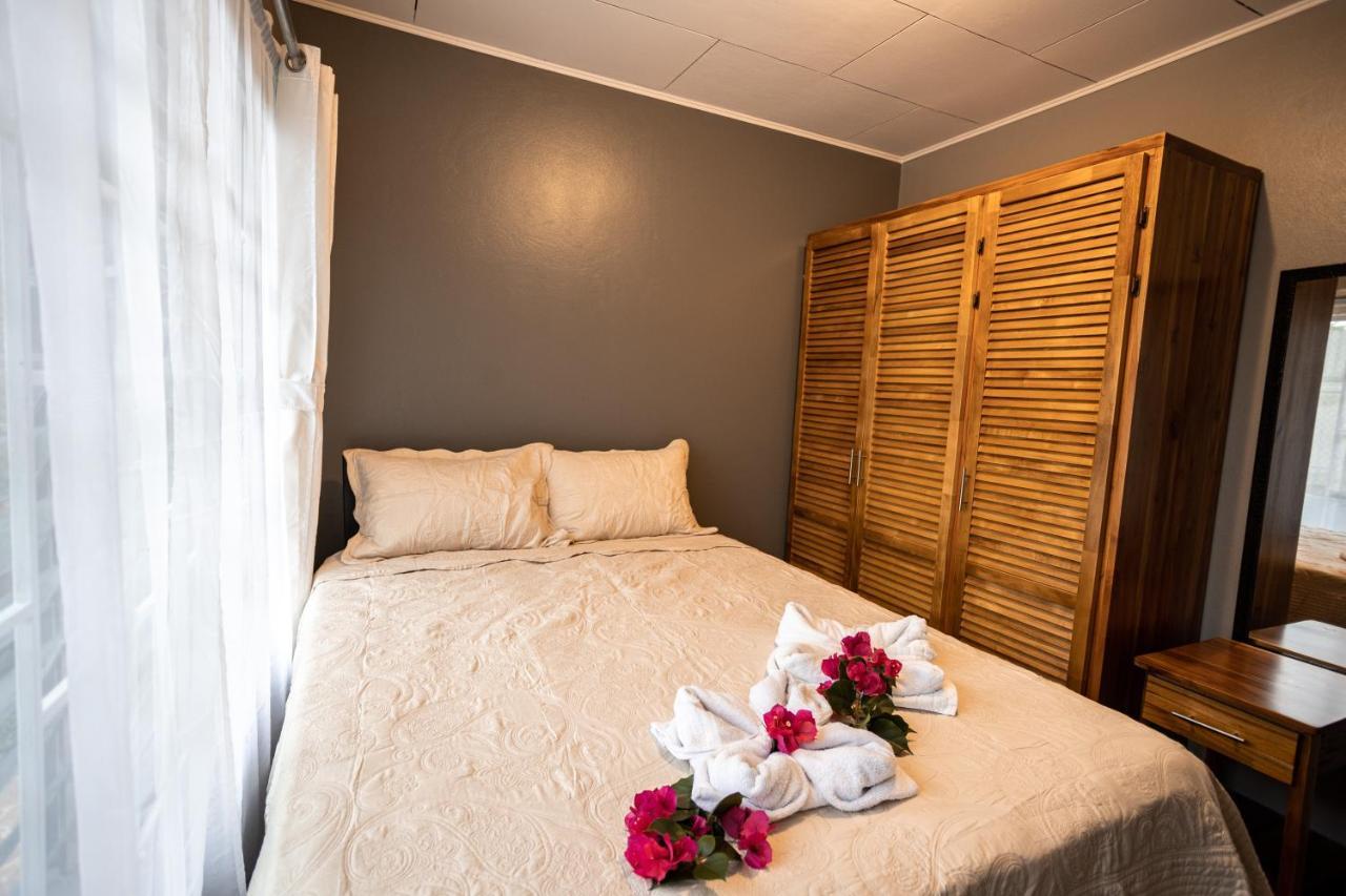 Casa Luz Hotel San Isidro De El General ภายนอก รูปภาพ